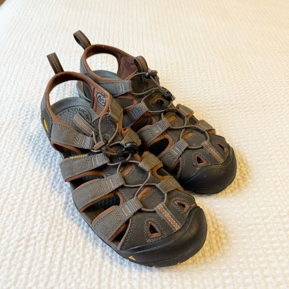 KEEN Mens grey Newport H2 sandals watersport outdoor activewear Shoes 10.5 US 47 - Picture 2 of 12